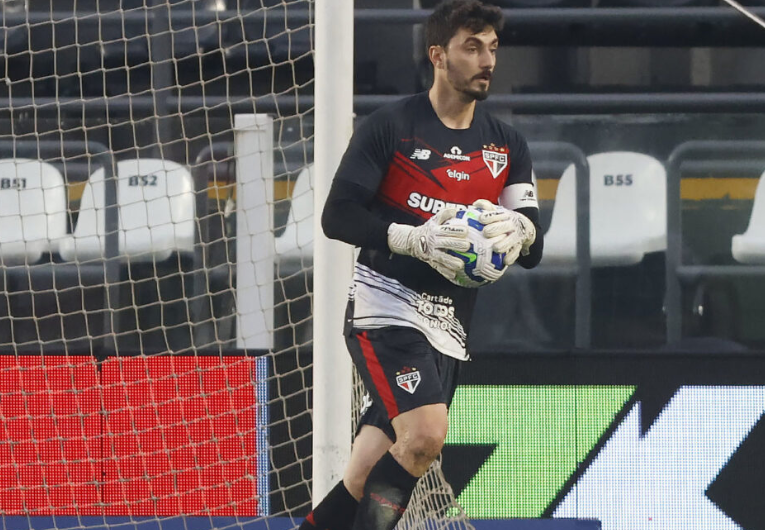 imagem da materia: Goleiro Rafael e Sabino desfalcam o São Paulo contra o Fluminense