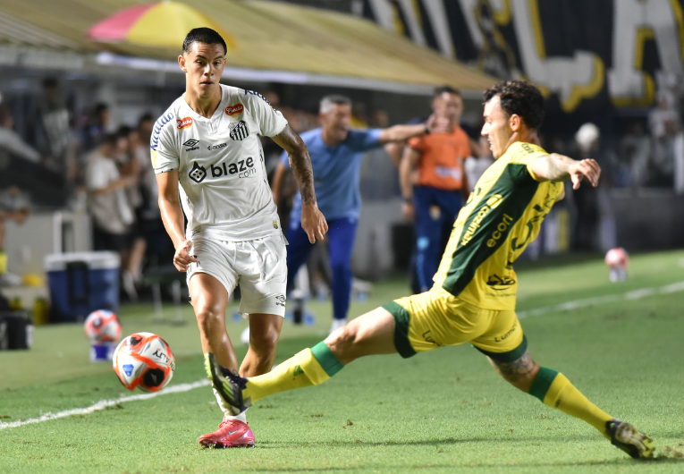 imagem da materia: Mirassol tenta quebrar tabu histórico na Vila Belmiro