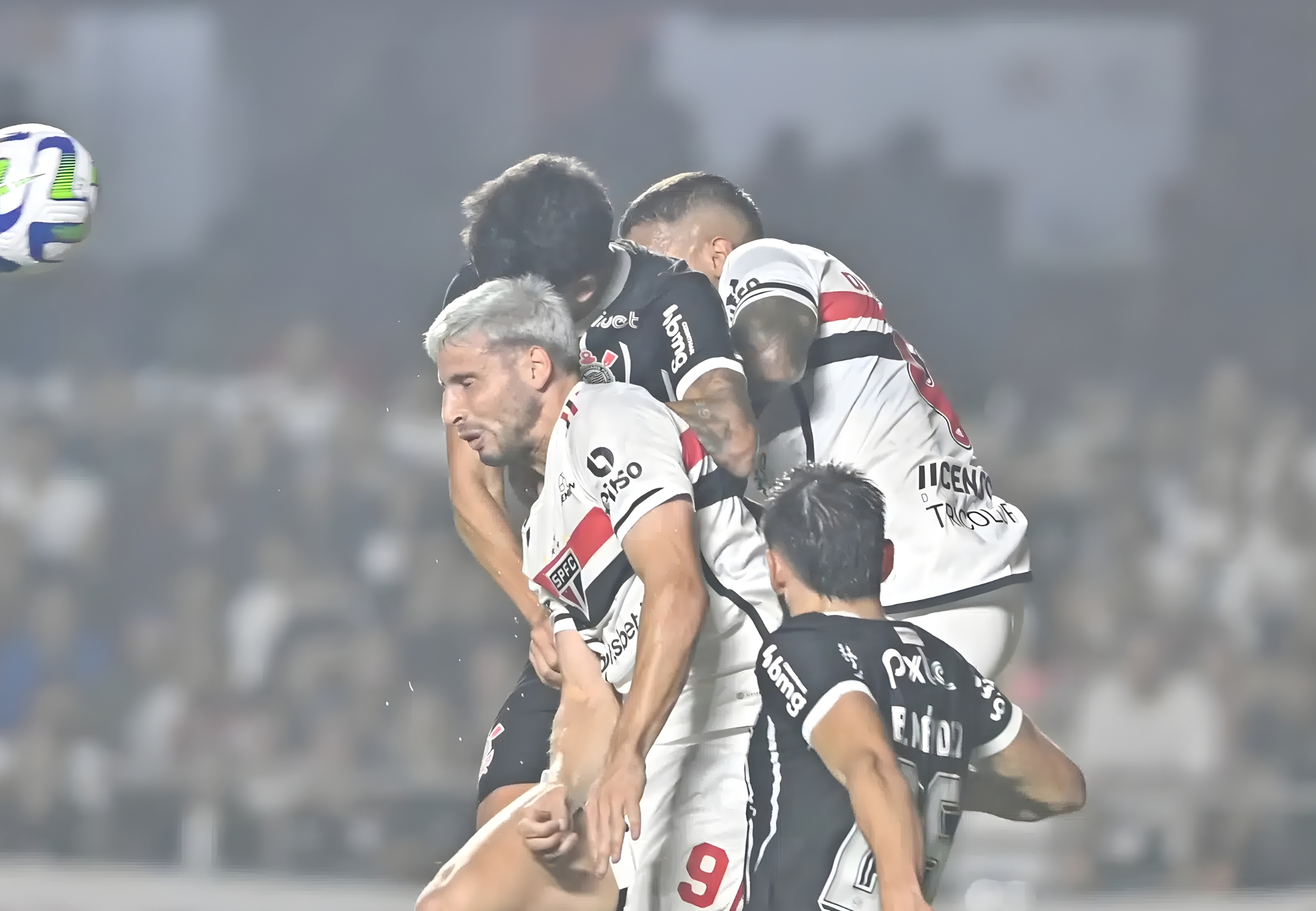 imagem da materia: Corinthians busca frear pior jejum em clássicos em 10 anos