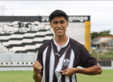 Comercial acerta com jovem da base para A4 de 2026