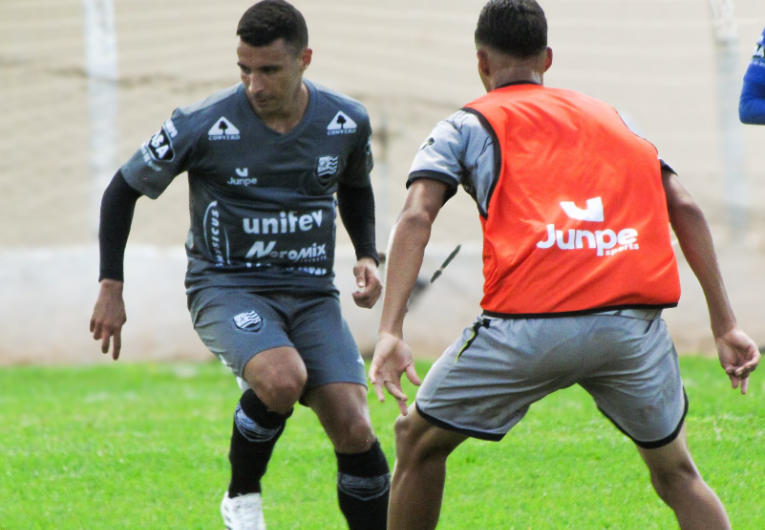 imagem da materia: Elenco principal do CAV faz amistoso contra equipe do Sub-20