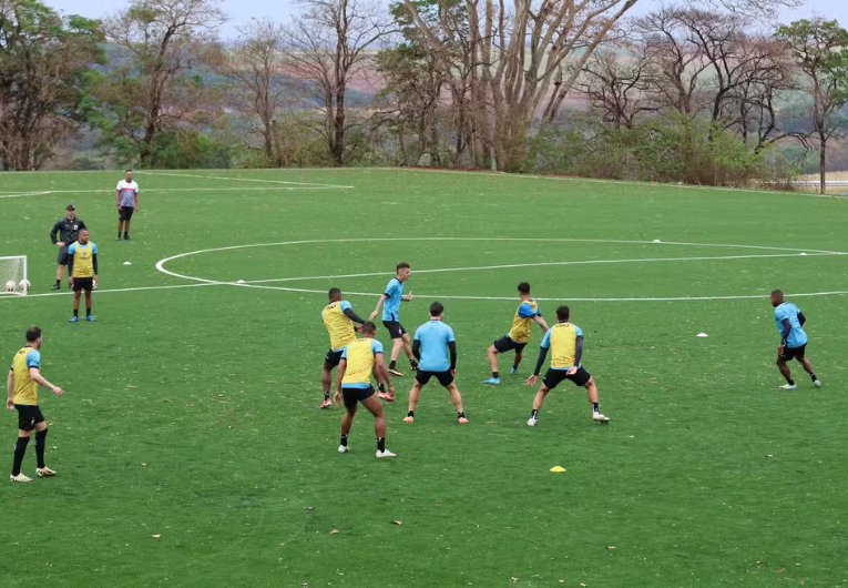 imagem da materia: Botafogo-SP abre pré-temporada com 35 dias de treinos