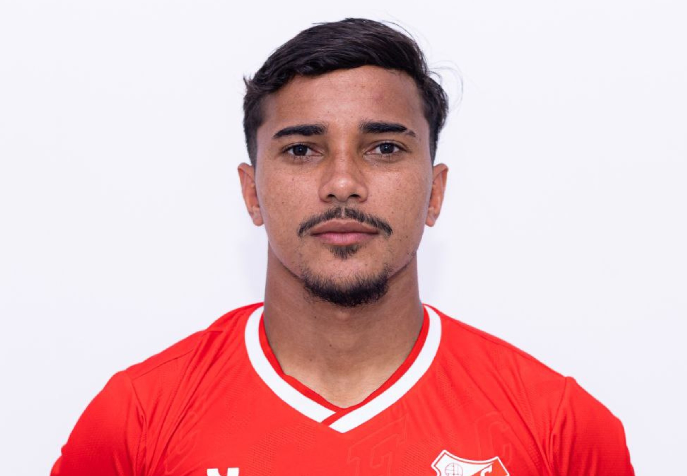 imagem da materia: Cria da base, Carlos Eduardo retorna ao Capivariano