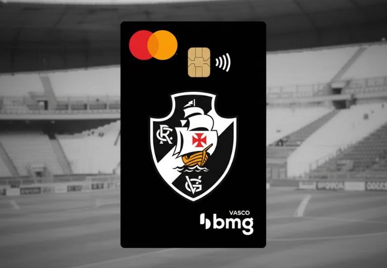 Cartão de crédito Vasco BMG com design oficial do clube