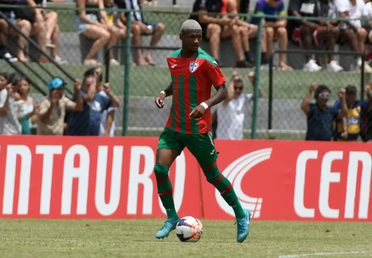 imagem da materia: Portuguesa integra destaque da Copinha ao elenco profissional