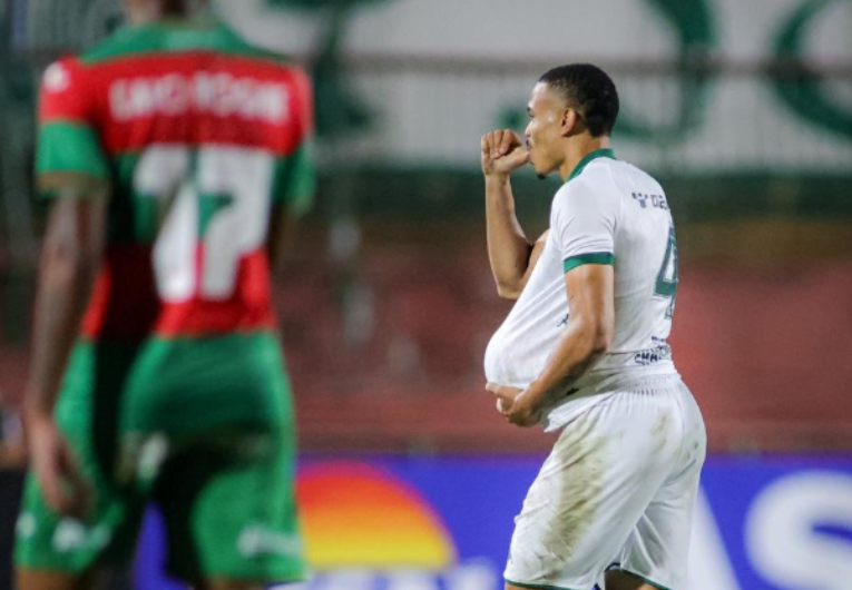 imagem da materia: Vitória no Canindé quebra tabu de 20 anos contra Portuguesa