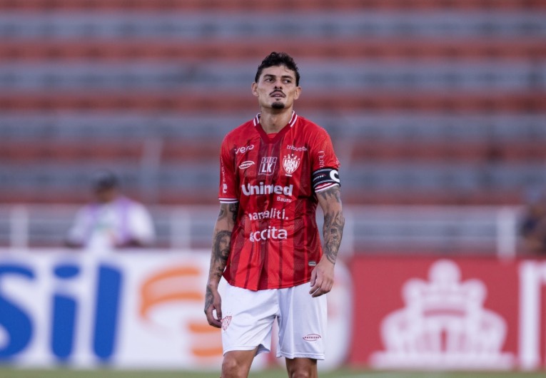 imagem da materia: Paulistão curto exige entrega máxima dos atletas, diz zagueiro