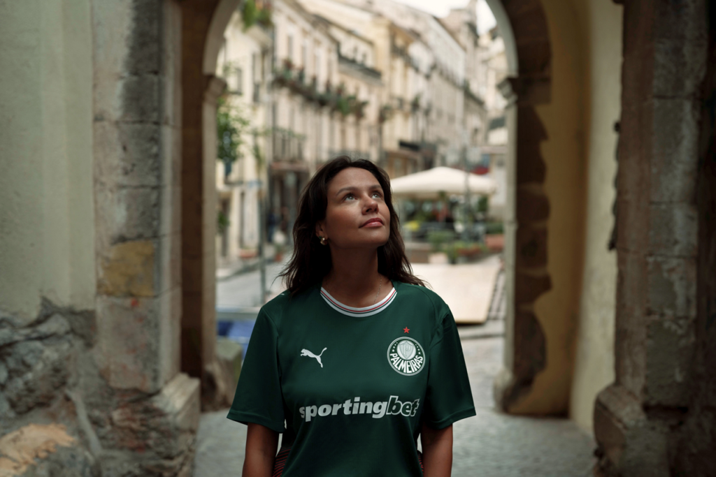 Palmeiras lança os novos uniformes para 2026