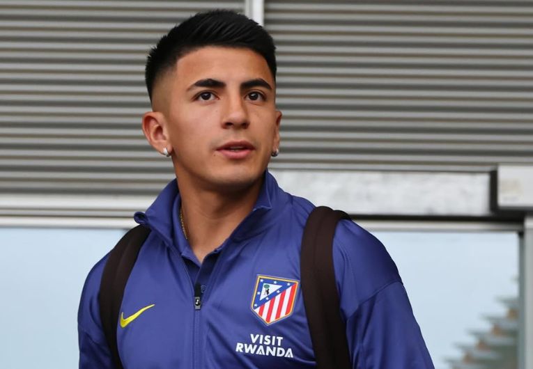 imagem da materia: Palmeiras deseja a contratação de Thiago Almada