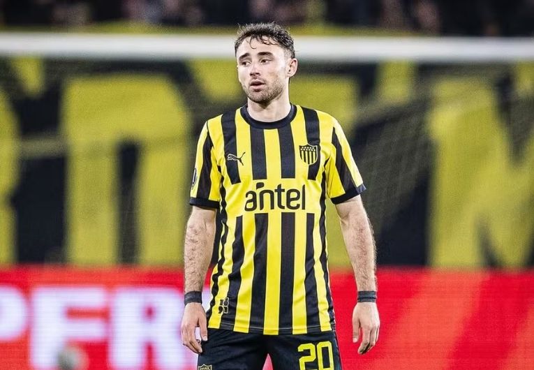 imagem da materia: Corinthians acerta com o lateral-direito Pedro Milans