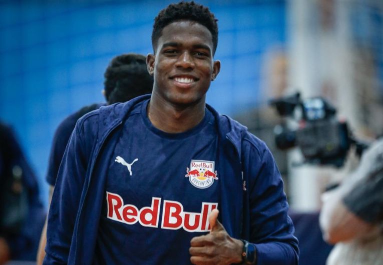 imagem da materia: Mosquera comemora bom início de temporada