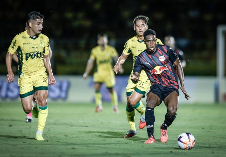 imagem da materia: Mirassol e Bragantino não saem do zero no Maião