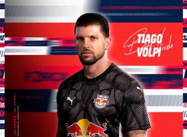 Bragantino anuncia a contratação de Tiago Volpi