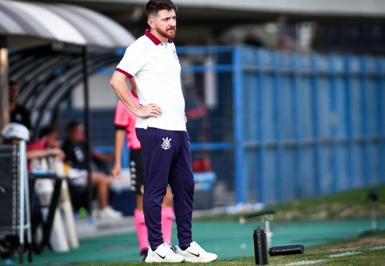 imagem da materia: William Batista avalia eliminação precoce do Timão na Copinha