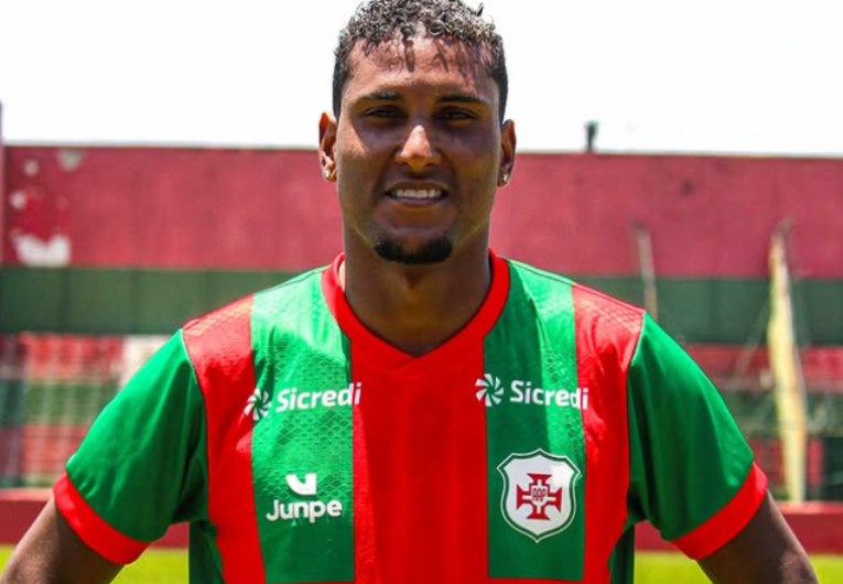 imagem da materia: Portuguesa Santista anuncia a contratação do volante Otávio