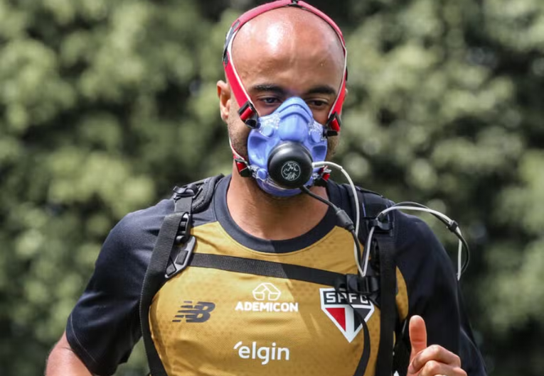 imagem da materia: São Paulo conclui avaliações físicas e inicia temporada