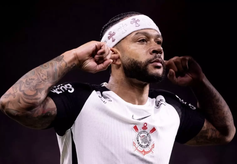 imagem da materia: Corinthians busca parceiro financeiro para manter permanência de Memphis