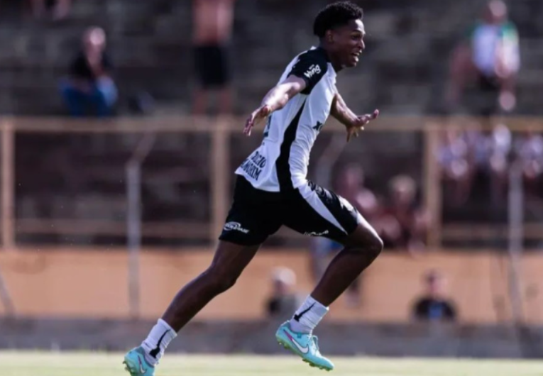 imagem da materia: Em jogo disputado, Corinthians vence XV de Jaú