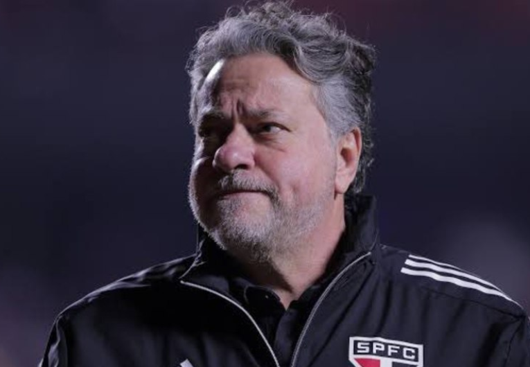 imagem da materia: Conselho do São Paulo fará votação para impeachment de Julio Casares