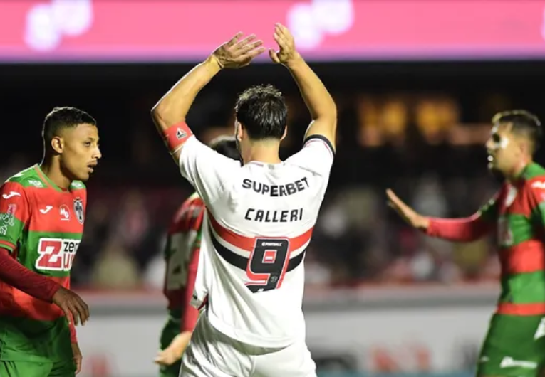 imagem da materia: Em jogo eletrizante, São Paulo perde para a Portuguesa no MorumBis