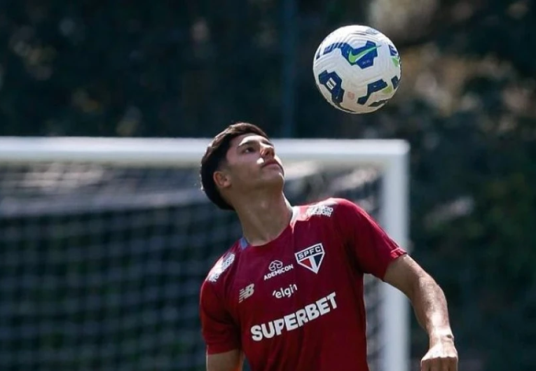 imagem da materia: São Paulo renova com Nicolas e eleva multa para R$ 110 milhões