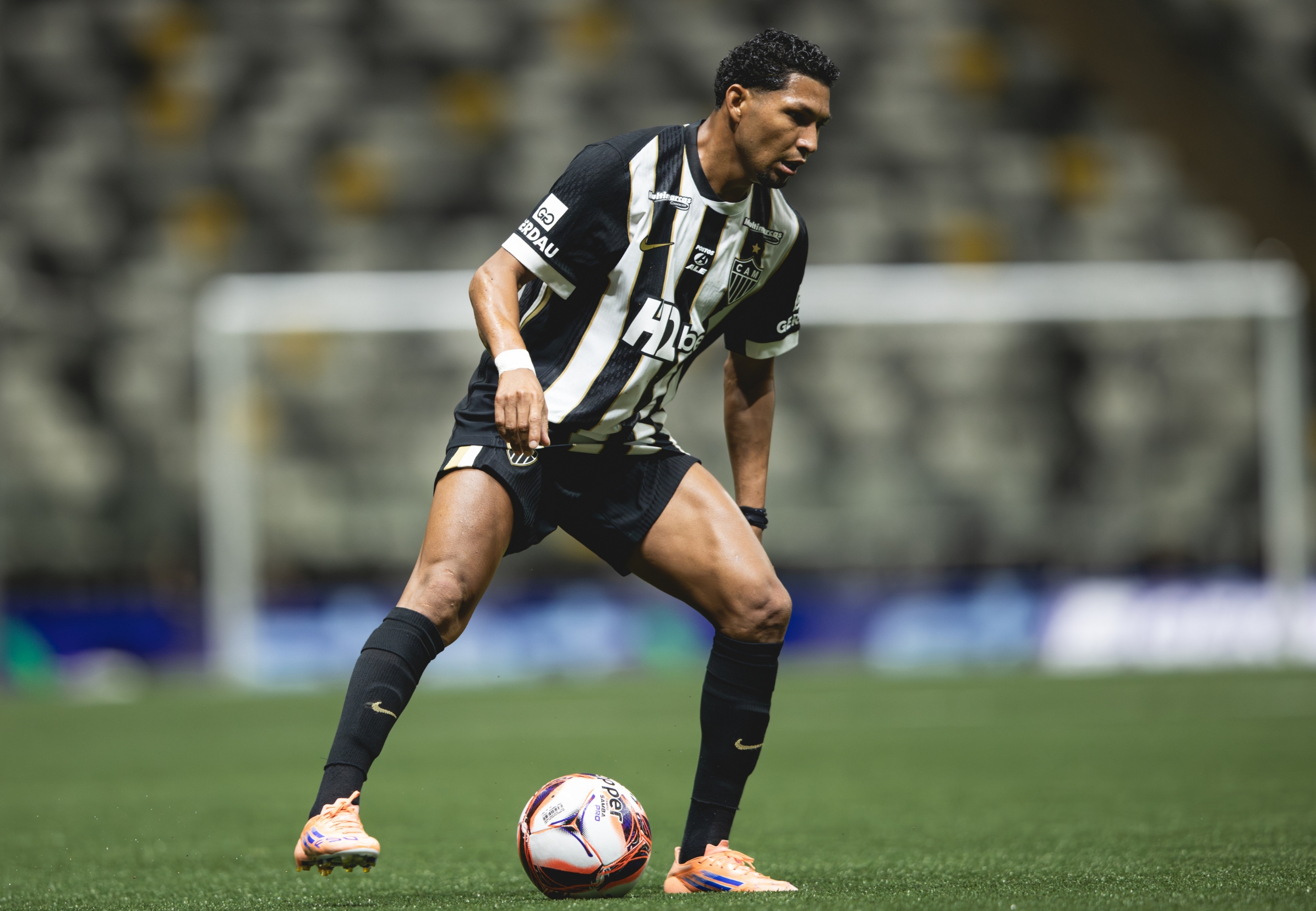 imagem da materia: Santos vê negociação por Rony esfriar