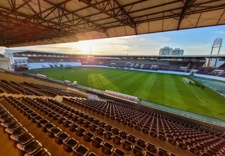 imagem da materia: Ferroviária x São Bento: onde assistir e escalações