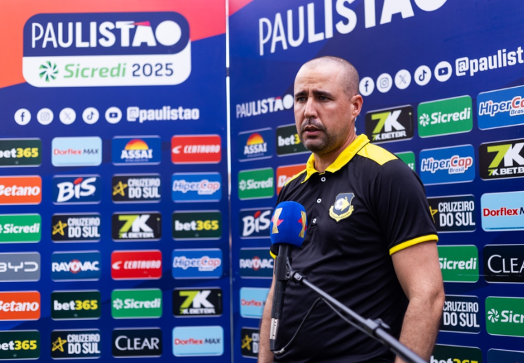 imagem da materia: Catalá lamenta irresponsabilidade em empate do São Bernardo