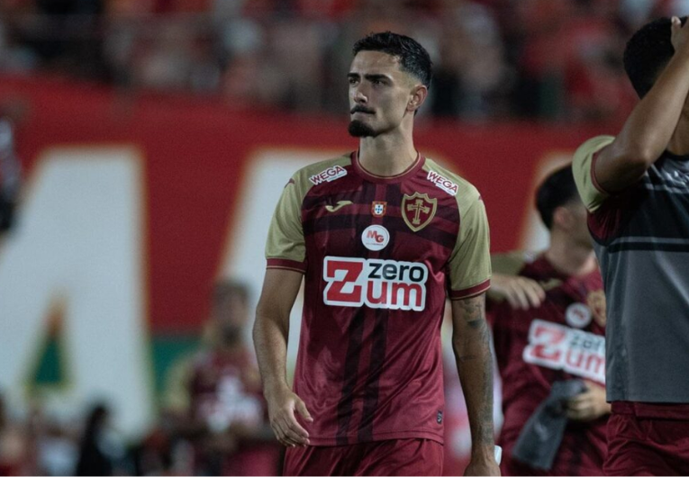 imagem da materia: Cadorini valoriza jogo-treino da Portuguesa visando o mata-mata