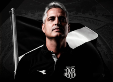 Ponte Preta anuncia Rodrigo Santana como novo técnico para 2026