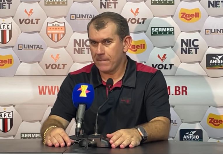 imagem da materia: Tencati elogia atuação do Botafogo-SP diante do Palmeiras