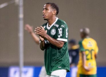 Palmeiras encaminha saída do atacante Sorriso