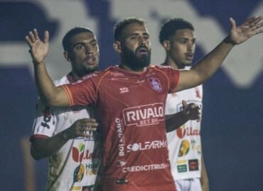 A4: dois mandantes e dois visitantes vencem nos jogos das 20h
