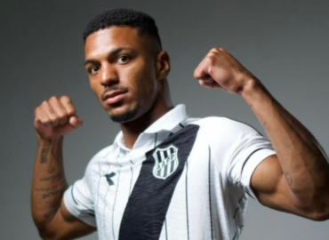 Brandão marca quatro gols em jogo-treino e anima Ponte Preta