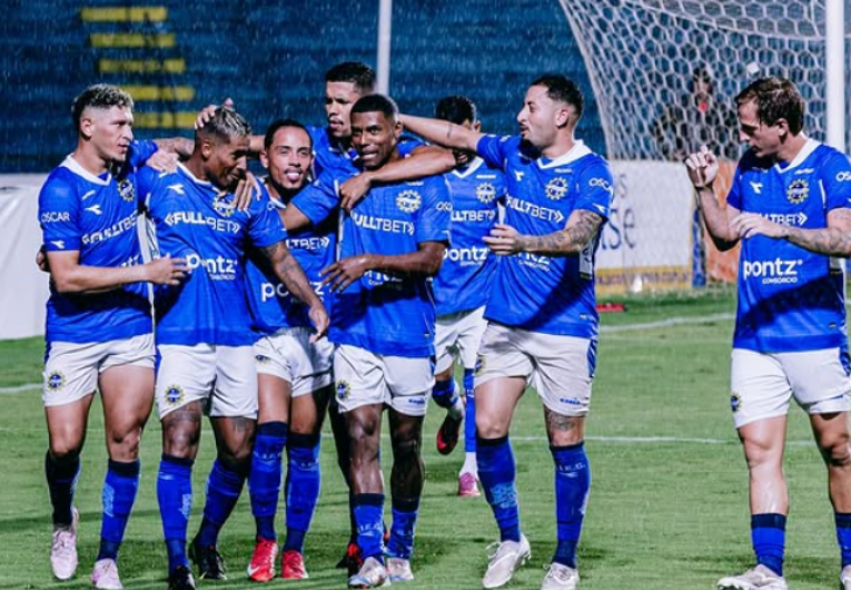 imagem da materia: São José faz sua melhor campanha na A2 e repete números de acesso