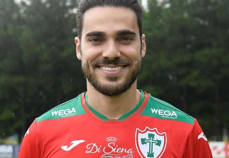 imagem da materia: Portuguesa acerta a contratação do meia Felipe Tontini