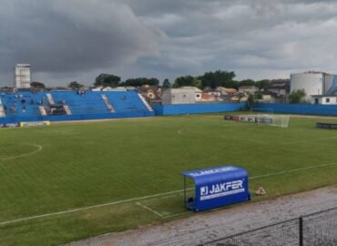 Jacareí e Barretos se enfrentam neste sábado, 14, às 15h (horário de Brasília), pela 10ª rodada do Paulistão Série A4 de 2026, no Estádio Municipal Du Cambusano, em Jacareí.