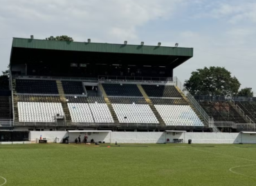 União Bararense x Itapirense: onde assistir e escalações