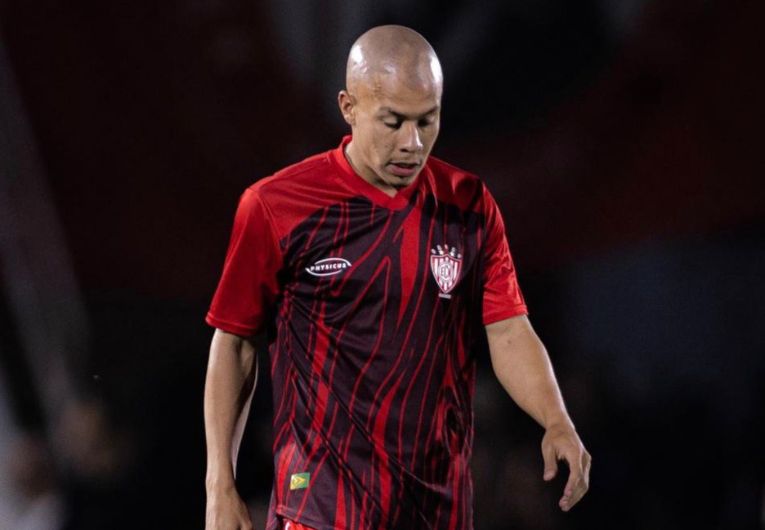 imagem da materia: Noroeste empresta volante Cristiano ao Atlético-GO