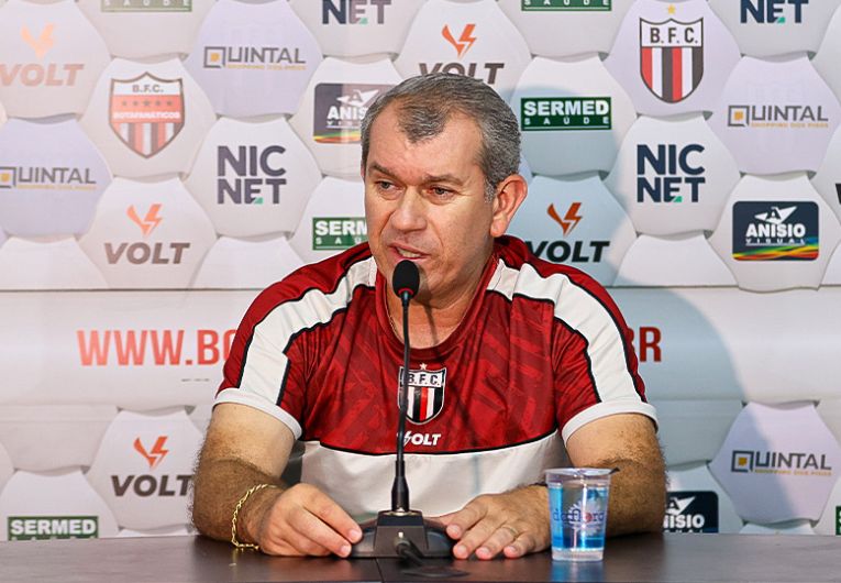 imagem da materia: Tencati elogia reforços e projeta Série B do Botafogo-SP