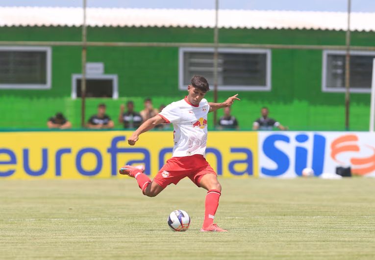 imagem da materia: Zagueiro do Bragantino é convocado para o Paraguai Sub-20