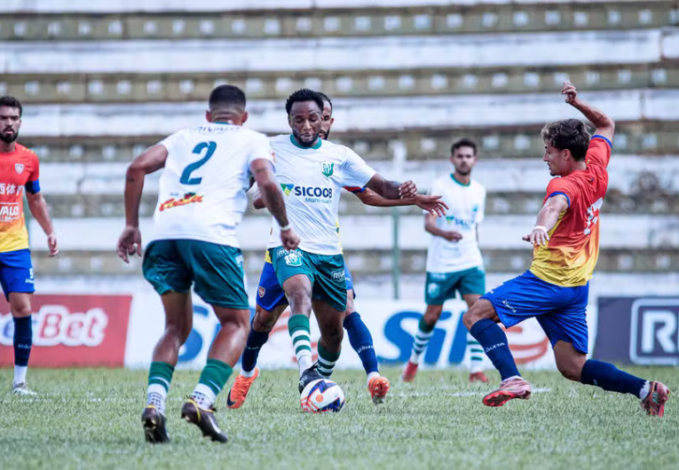 imagem da materia: Rio Preto goleia o Desportivo Brasil e garante classificação