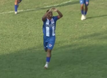 Jogos das 15h: mandantes dominam primeiros jogos da rodada na A4