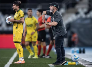 Guanaes critica arbitragem após derrota do Mirassol