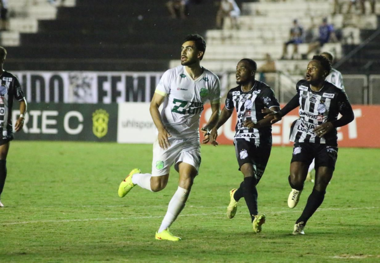 imagem da materia: Inter repete histórico e estreia com derrota na Série C