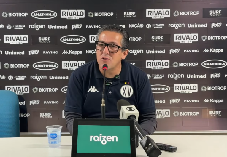 imagem da materia: Marchiori destaca atuação no segundo tempo e mantém XV vivo na A2