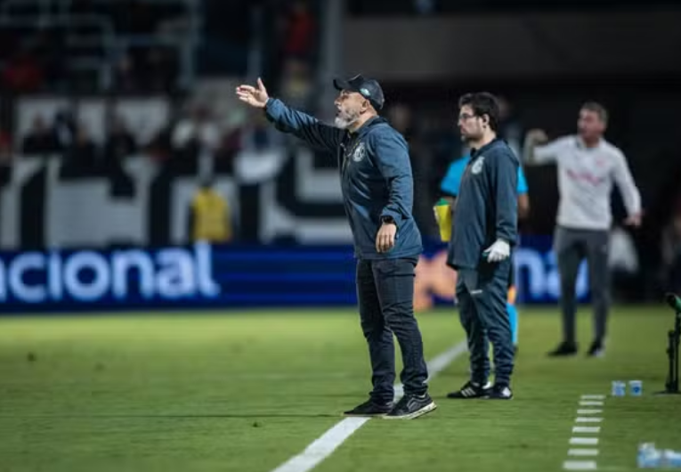 imagem da materia: Guanaes exalta competitividade do Mirassol contra o Bragantino