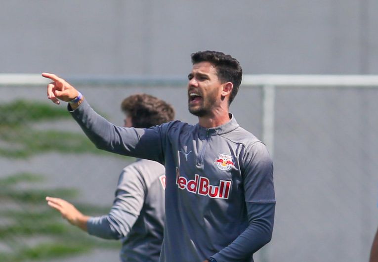 imagem da materia: Bragantino busca 1ª vitória no Brasileiro Sub-20