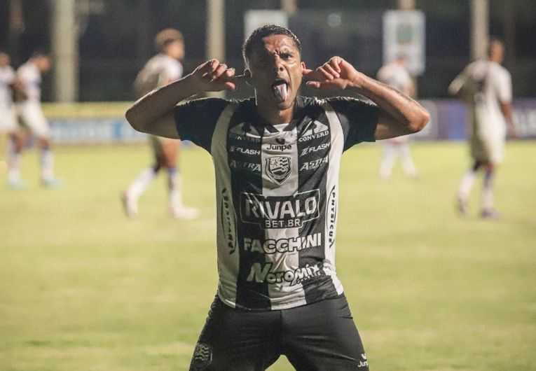 imagem da materia: 5x1: Votuporanguense goleia Água Santa pela Série A2