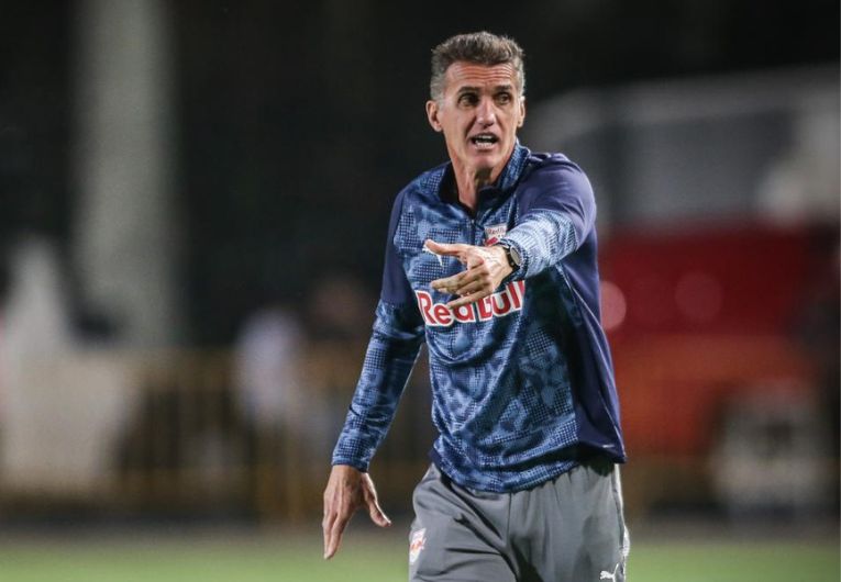 imagem da materia: Mancini lamenta derrota do Bragantino na Sul-Americana